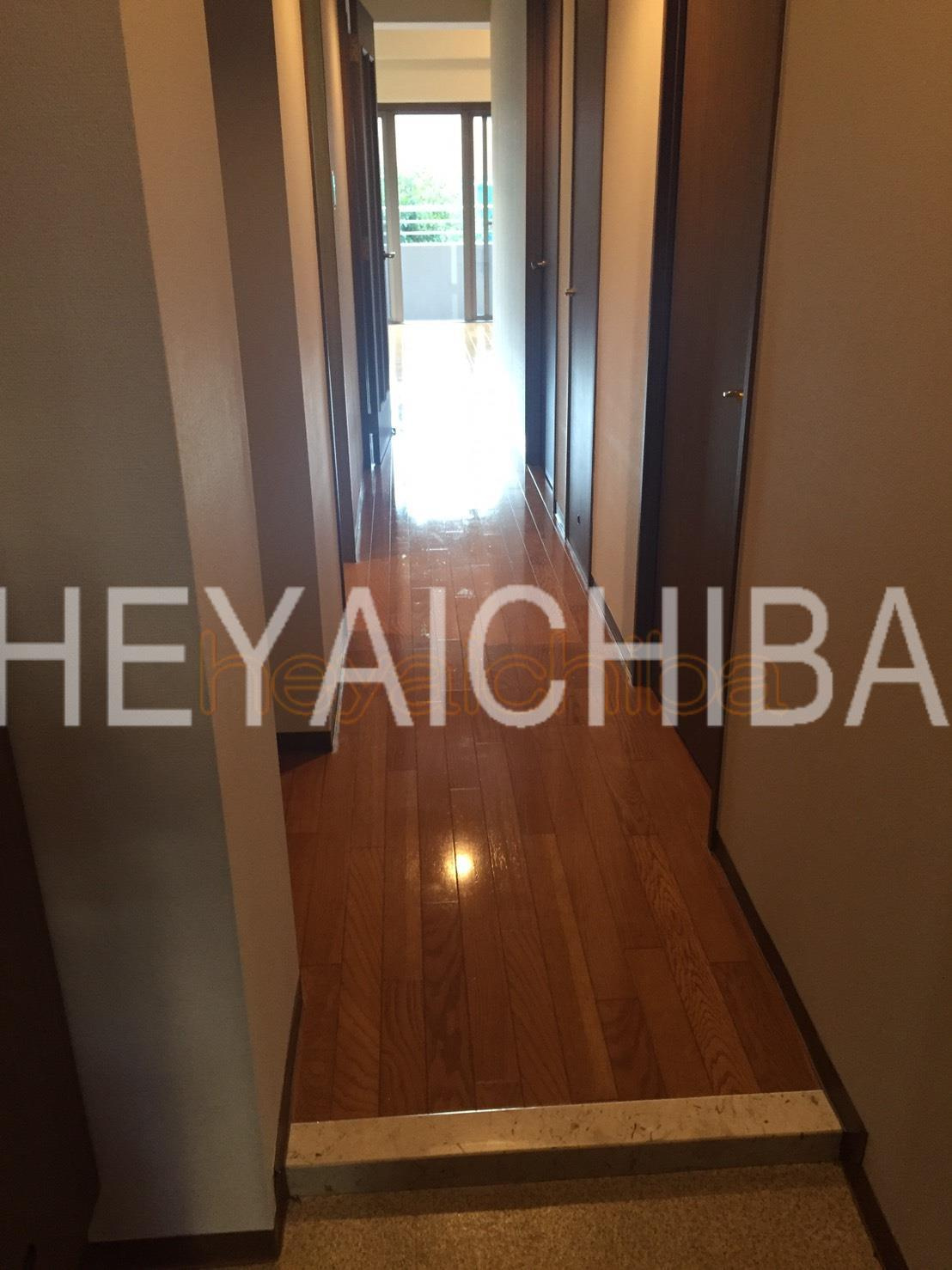 メゾン・シャルムの玄関