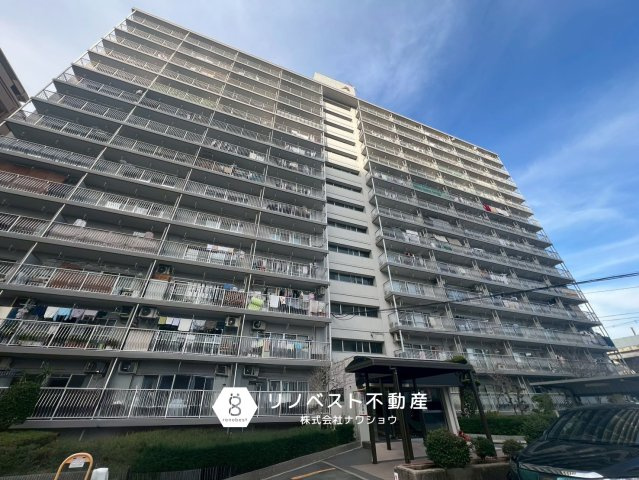 第三ガーデンハイツA棟の外観|14階建ての大型マンション！