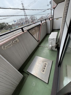 【バルコニー】 | サンバリー・アツ・カワカツ