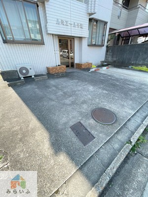 【駐車場】 | ルミエール千種