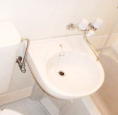 【洗面所】 | メゾン・ド・コンテス | 洗面台です。