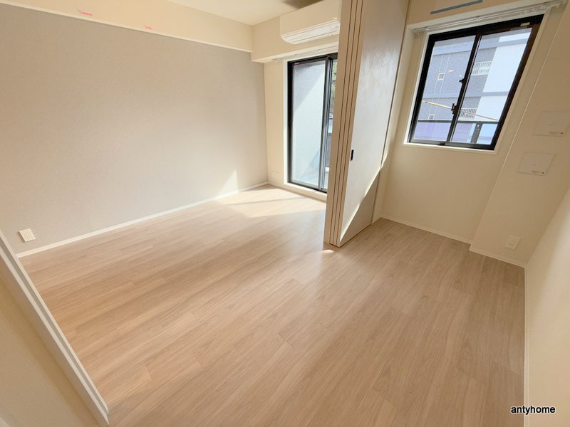 コンフォリア新大阪宮原Q　仲介手数料無料の寝室