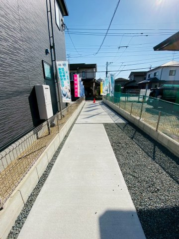 リーブルガーデン／東区長嶺西第二／４号棟の駐車場