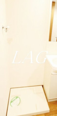 【設備】 | エーデルハイム豊 | 室内洗濯機置場です。