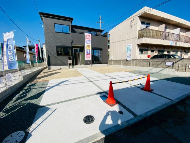 リーブルガーデン／東区長嶺西第二／５号棟の外観