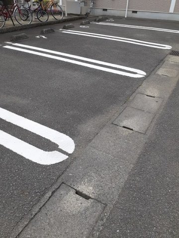 キャプリコートＢの駐車場