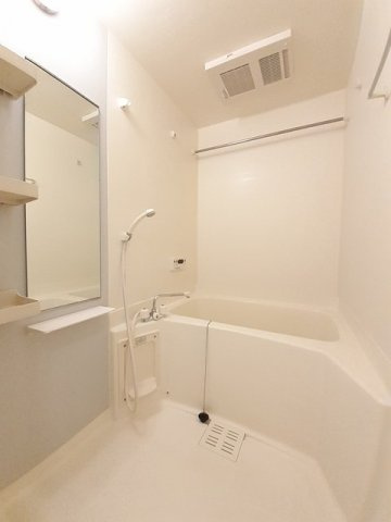 キャプリコートＢの浴室