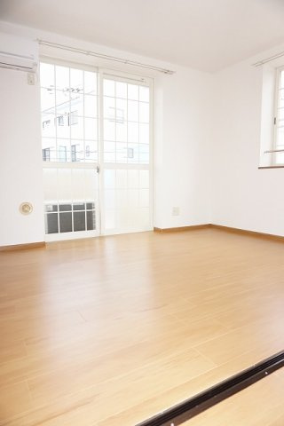 ロイヤル雑賀の居間・リビング