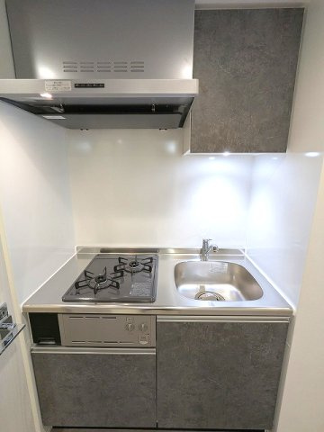 LUMIEC un KITAUENOのキッチン|ガス2口システムキッチン、瀟洒でお手入れ楽なガラストップコンロです