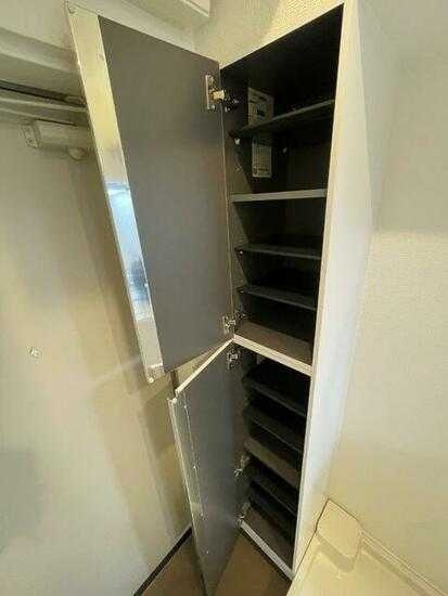 Glanz町屋Ⅱの玄関|シューズボックス