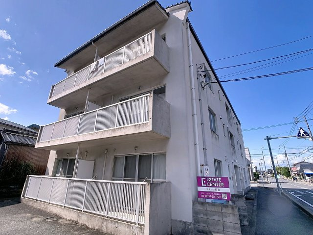 ブルーナ田園の外観