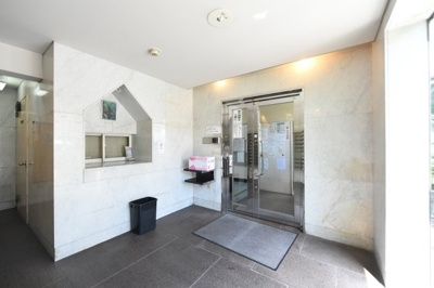 【エントランス】 | トップ明大前第３