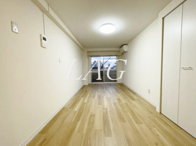 【居間・リビング】 | ハミルトンプラザ | 洋室のお部屋です。