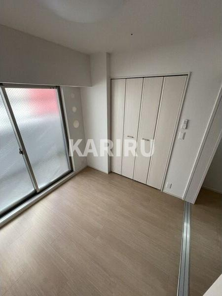 クローバー・レジデンス城東放出の洋室