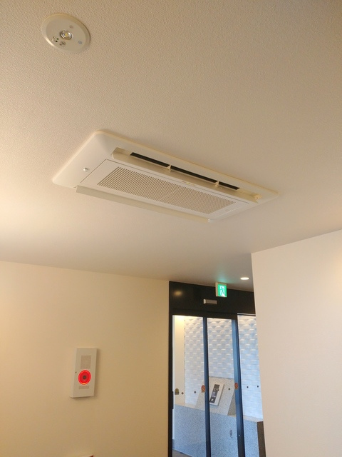 （シニア限定・ペット共生）アルモニーレジダンス氷川台のエントランス|共用部分エアコン付