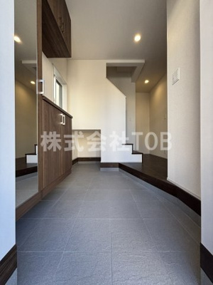 【玄関】 | BLOOMING MAISON府中市押立町4号棟 .