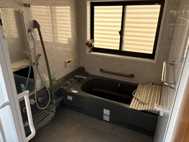 【浴室】 | 東根市宮崎一丁目【中古住宅】 | ゆったりとご入浴頂けます。