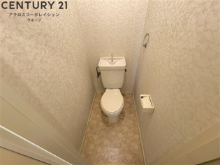 ゆったり落ち着けるトイレです♪