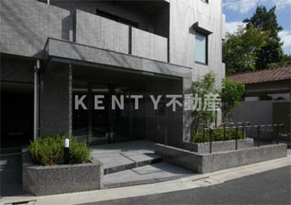 【エントランス】 | 建物の内部です