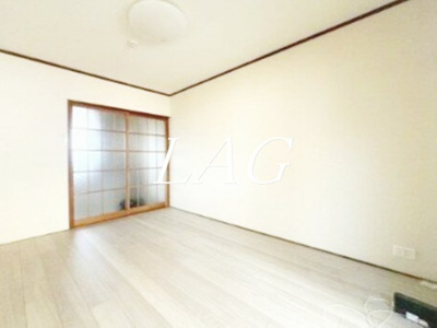 【居間・リビング】 | メゾン・ド・ロンドン | 洋室のお部屋です。