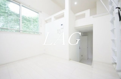 【居間・リビング】 | グランコンフォール武蔵小杉 | 洋室のお部屋です。