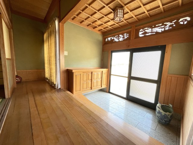【玄関】 | 倉橋町の中古戸建て！