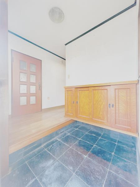 富士宮市小泉の中古一戸建|玄関内部 