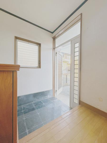 富士宮市小泉の中古一戸建|玄関 