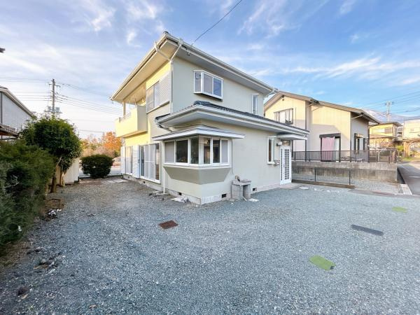 富士宮市小泉の中古一戸建|駐車場 