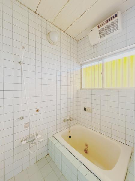 富士宮市小泉の中古一戸建|浴室 