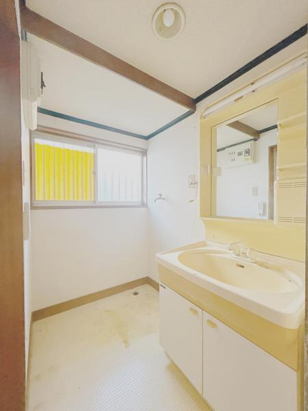 富士宮市小泉の中古一戸建|洗面所 
