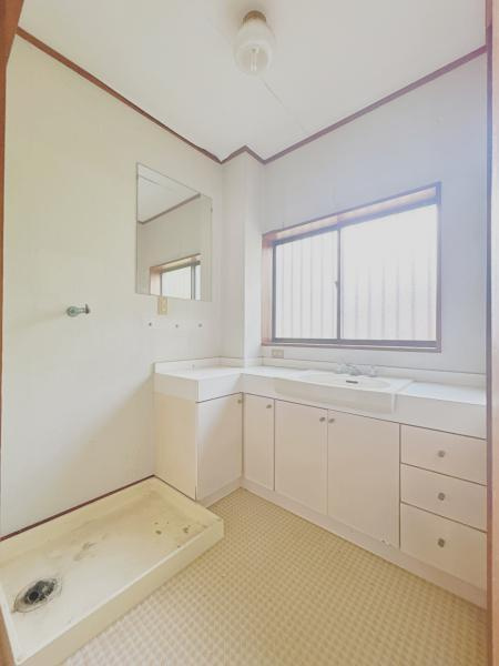 富士市今井１丁目の中古一戸建|【現況販売】1階洗面所 