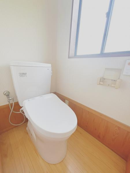 富士市今井１丁目の中古一戸建|【現況販売】2階トイレ 