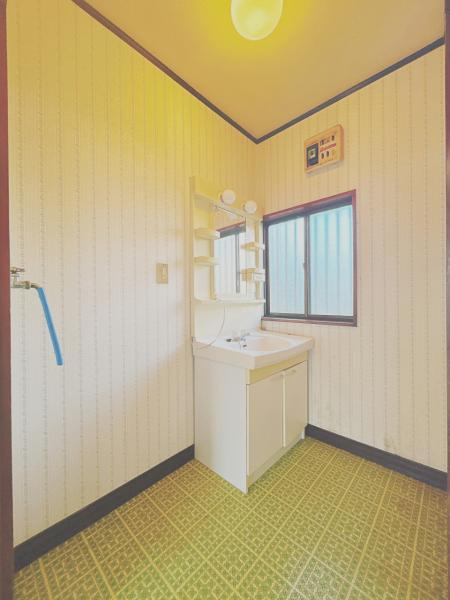 富士市入山瀬の中古一戸建|洗面所 