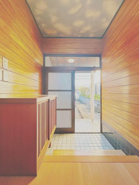 富士市入山瀬の中古一戸建|玄関別角度 