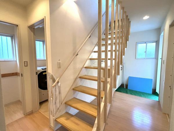 富士市大淵の中古一戸建|【階段】 