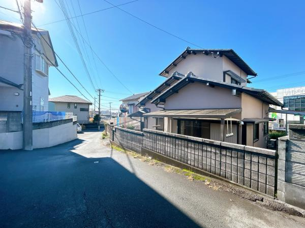 富士市伝法の中古一戸建|前面道路 