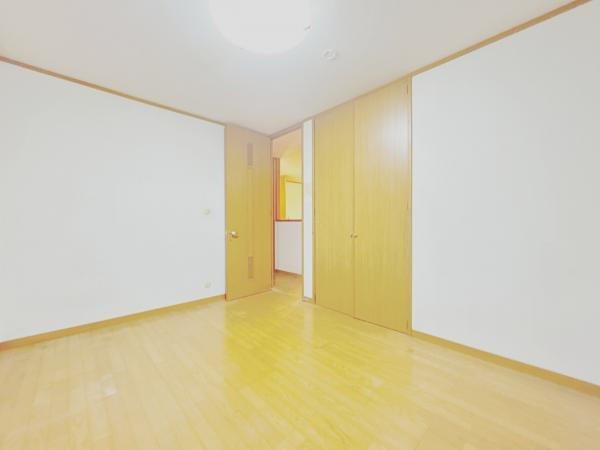 富士市船津の中古一戸建|２階洋室 