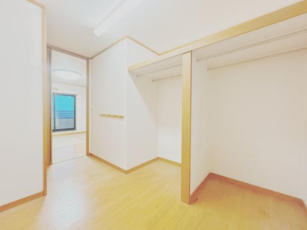 富士市船津の中古一戸建|２階洋室収納スペース 