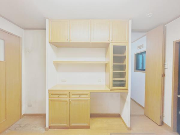 富士市船津の中古一戸建|１階収納 