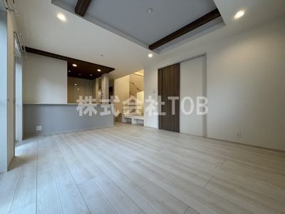 【居間・リビング】 | BLOOMING MAISON府中市押立町2号棟