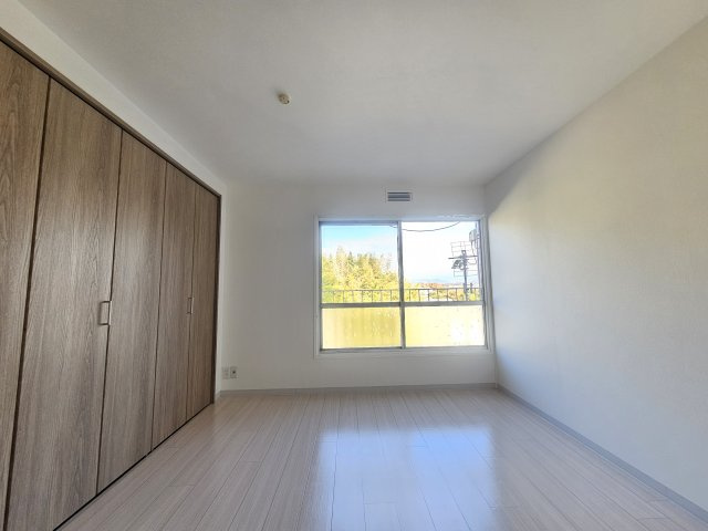 汐見ヶ丘ハウスの寝室