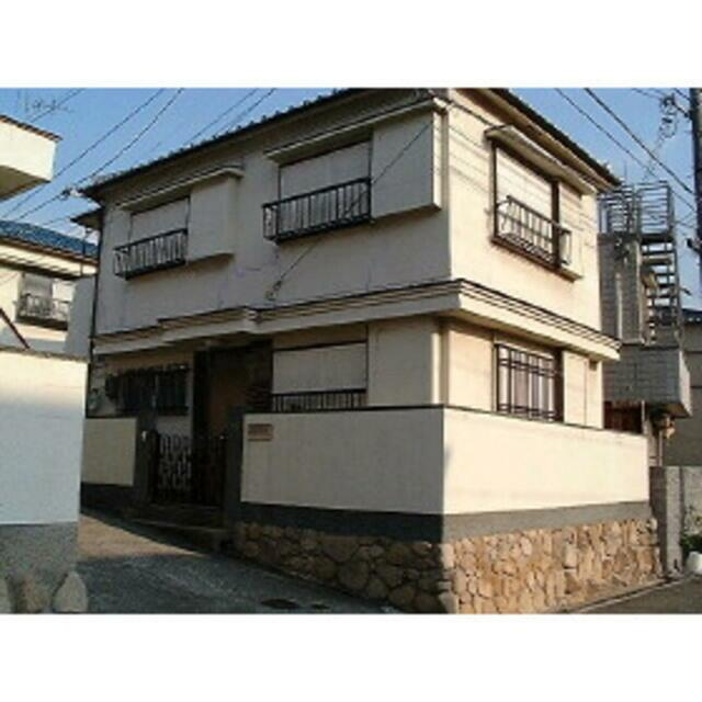 岡本８丁目貸家の外観