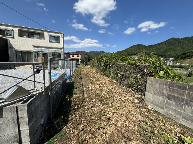採銅所売地の外観