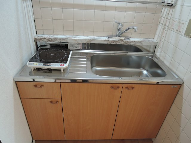 レジデンス連歌屋