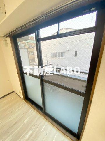 ブルーコートのバルコニー