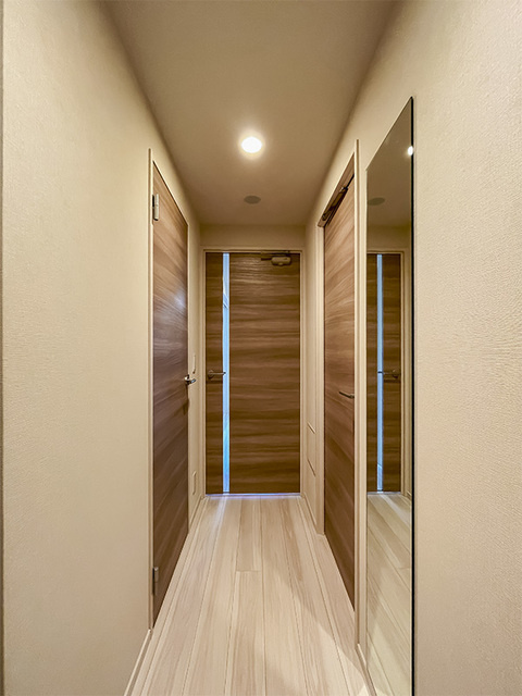 フロンティアレジデンス錦糸公園の玄関|※写真は同タイプ住戸です。