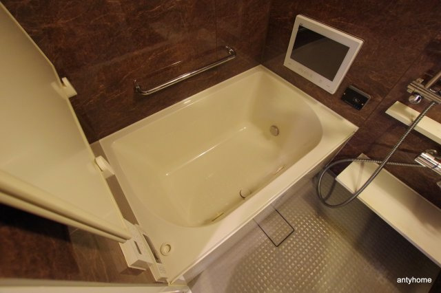 エステムプラザ京橋3リベルタ　仲介手数料無料の浴室