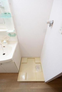 【設備】 | SERENiTE-04 | SERENiTE-04　洗濯機置き場