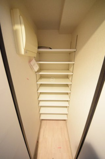 【収納】 | エステムコート心斎橋ＥＡＳＴⅡラヴァンツァ | エステムコート心斎橋ＥＡＳＴIIラヴァンツァ　シューズボックス